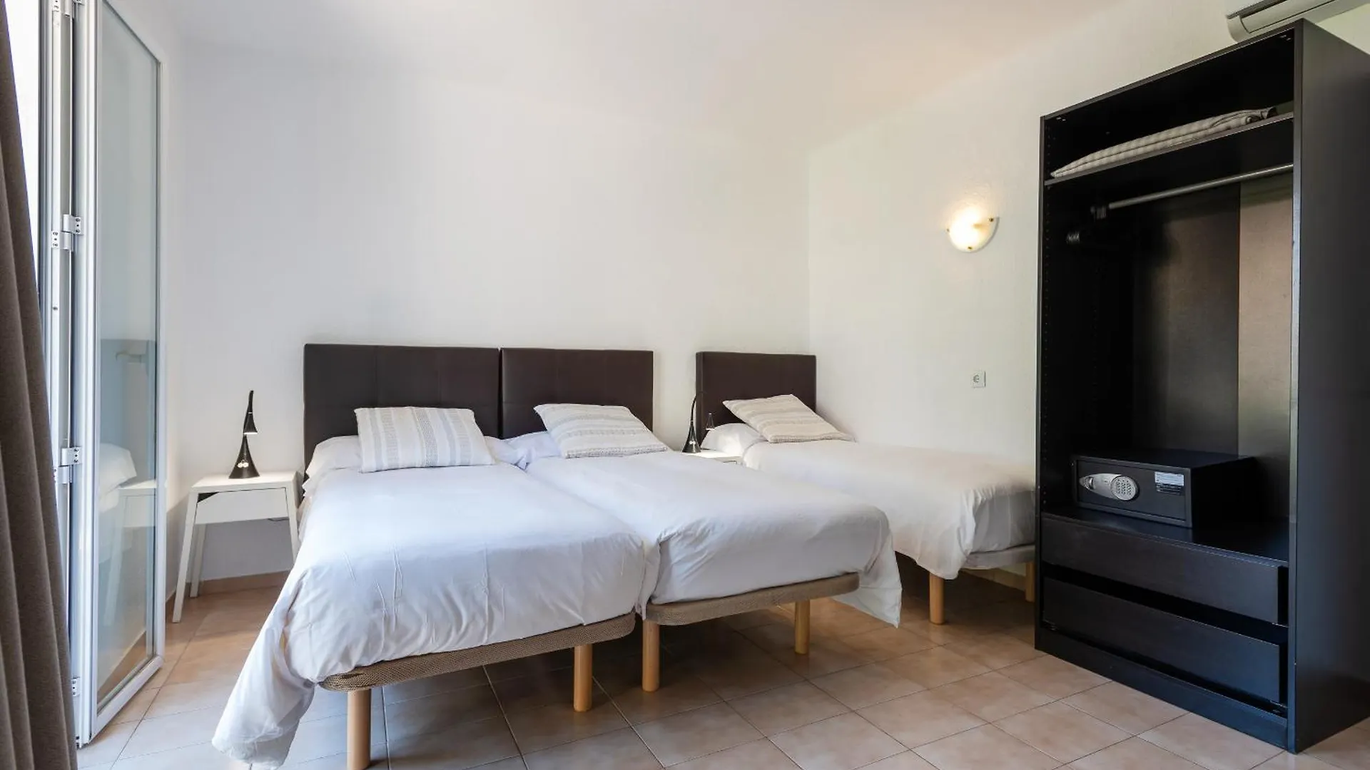 Flor Amistad Peguera Guest house